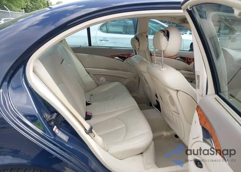 2005 Mercedes-Benz E 500 4Matic z USA, uszkodzony, nr VIN WDBUF83J55X172203